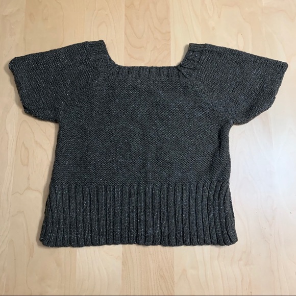 Kersch Hand Knit Brown Flower Crop Sweater - Picture 4 of 6